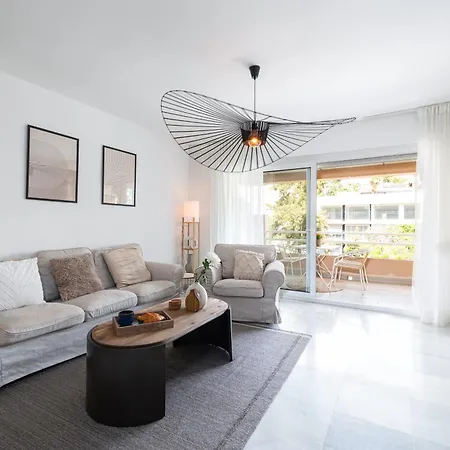 Center Access With Style